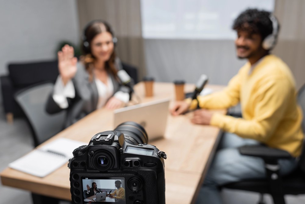 Illuminazione per video podcast: cosa serve e consigli per un risultato professionale